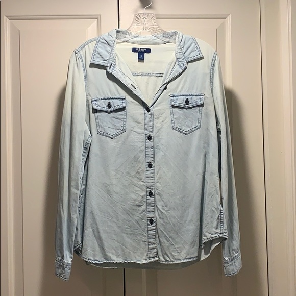 Old Navy Tops - Old Navy Light Jean Button Down